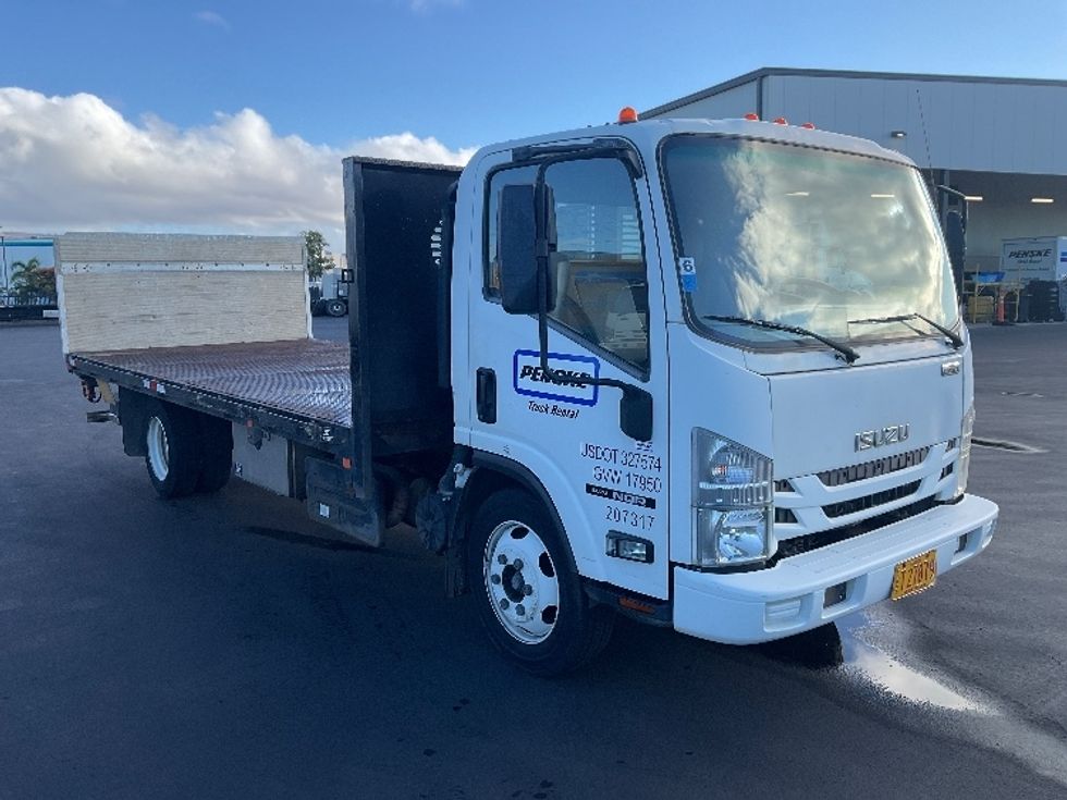 Flatbed Truck-Light and Medium Duty Trucks-Isuzu-2018-NQR-Torrance-CA-66,350\n\t\tmiles-$ 44,750 - Image 1