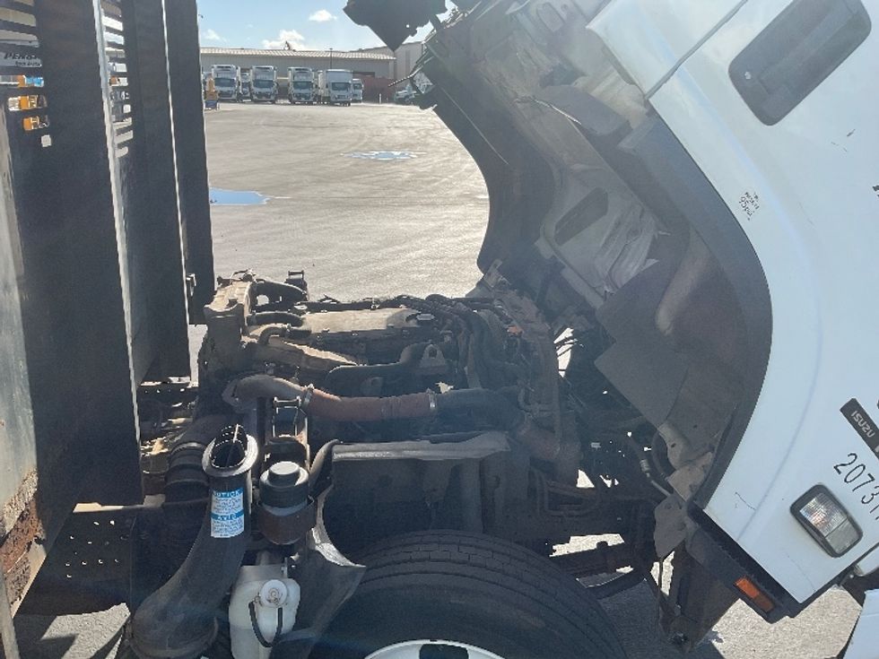 Flatbed Truck-Light and Medium Duty Trucks-Isuzu-2018-NQR-Torrance-CA-66,350\n\t\tmiles-$ 44,750 - Image 23