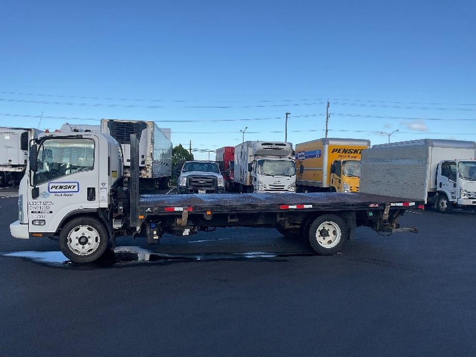 Flatbed Truck-Light and Medium Duty Trucks-Isuzu-2018-NQR-Torrance-CA-66,350\n\t\tmiles-$ 44,750 - Image 4