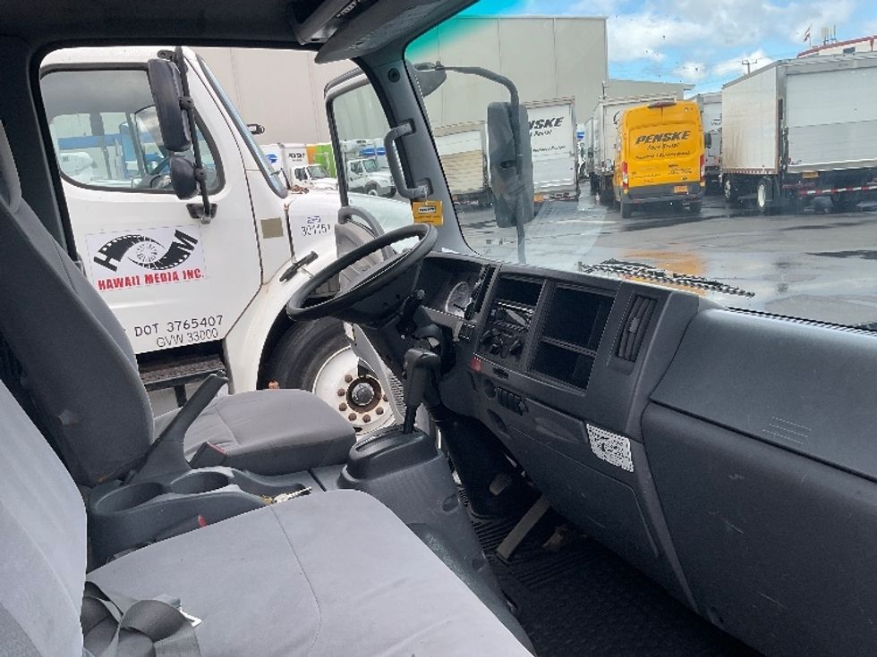 Flatbed Truck-Light and Medium Duty Trucks-Isuzu-2018-NQR-Torrance-CA-68,731\n\t\tmiles-$ 44,750 - Image 22