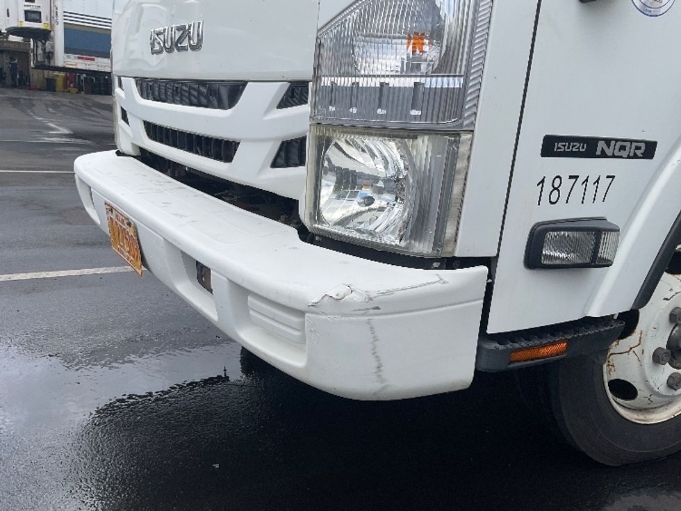 Flatbed Truck-Light and Medium Duty Trucks-Isuzu-2018-NQR-Torrance-CA-68,731\n\t\tmiles-$ 44,750 - Image 26