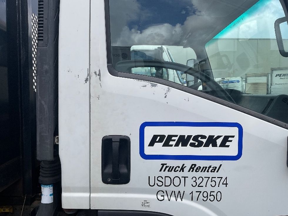 Flatbed Truck-Light and Medium Duty Trucks-Isuzu-2018-NQR-Torrance-CA-68,731\n\t\tmiles-$ 44,750 - Image 27