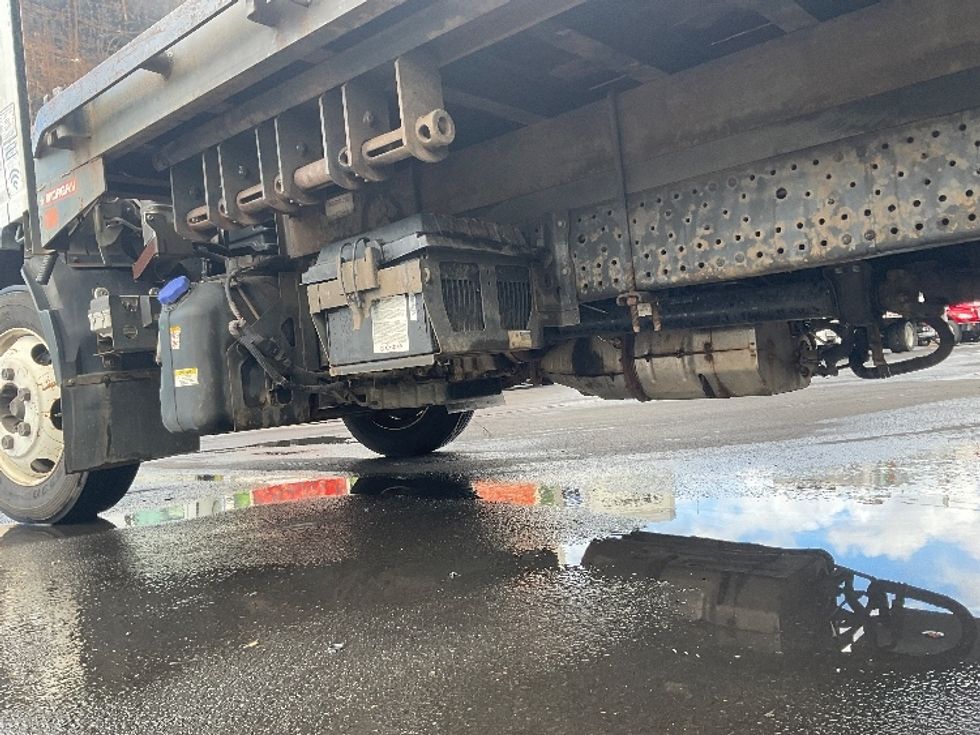 Flatbed Truck-Light and Medium Duty Trucks-Isuzu-2018-NQR-Torrance-CA-68,731\n\t\tmiles-$ 44,750 - Image 5