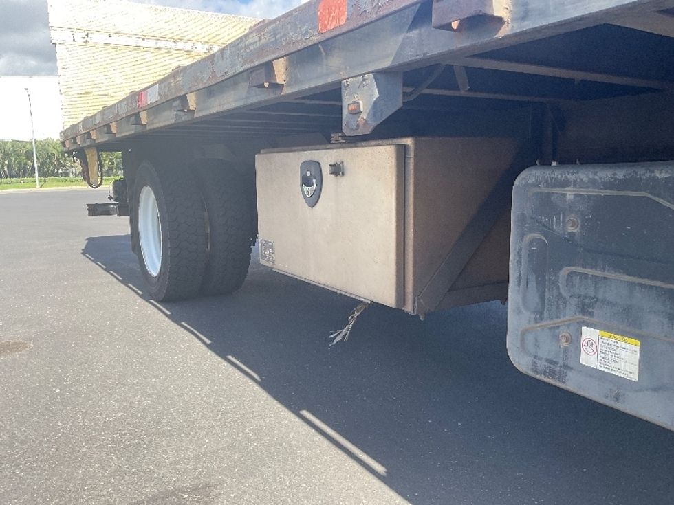 Flatbed Truck-Light and Medium Duty Trucks-Isuzu-2018-NQR-Torrance-CA-78,727\n\t\tmiles-$ 43,750 - Image 12