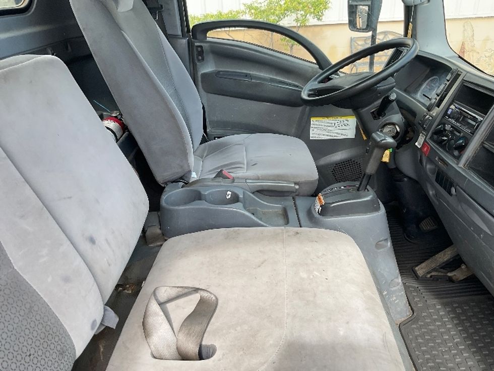 Flatbed Truck-Light and Medium Duty Trucks-Isuzu-2018-NQR-Torrance-CA-85,072\n\t\tmiles-$ 43,250 - Image 22