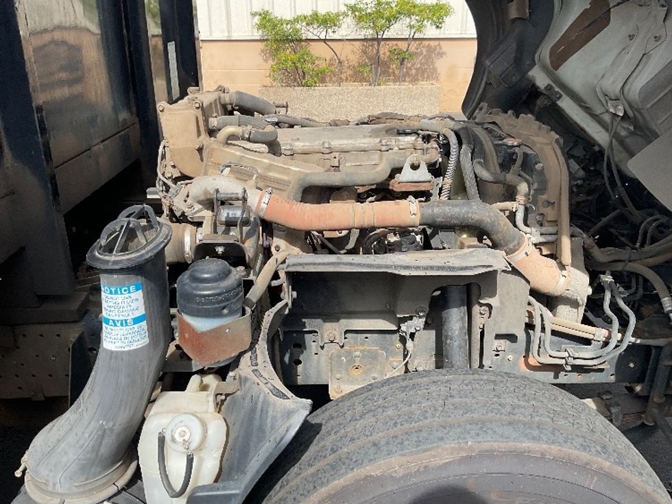 Flatbed Truck-Light and Medium Duty Trucks-Isuzu-2018-NQR-Torrance-CA-85,072\n\t\tmiles-$ 43,250 - Image 24