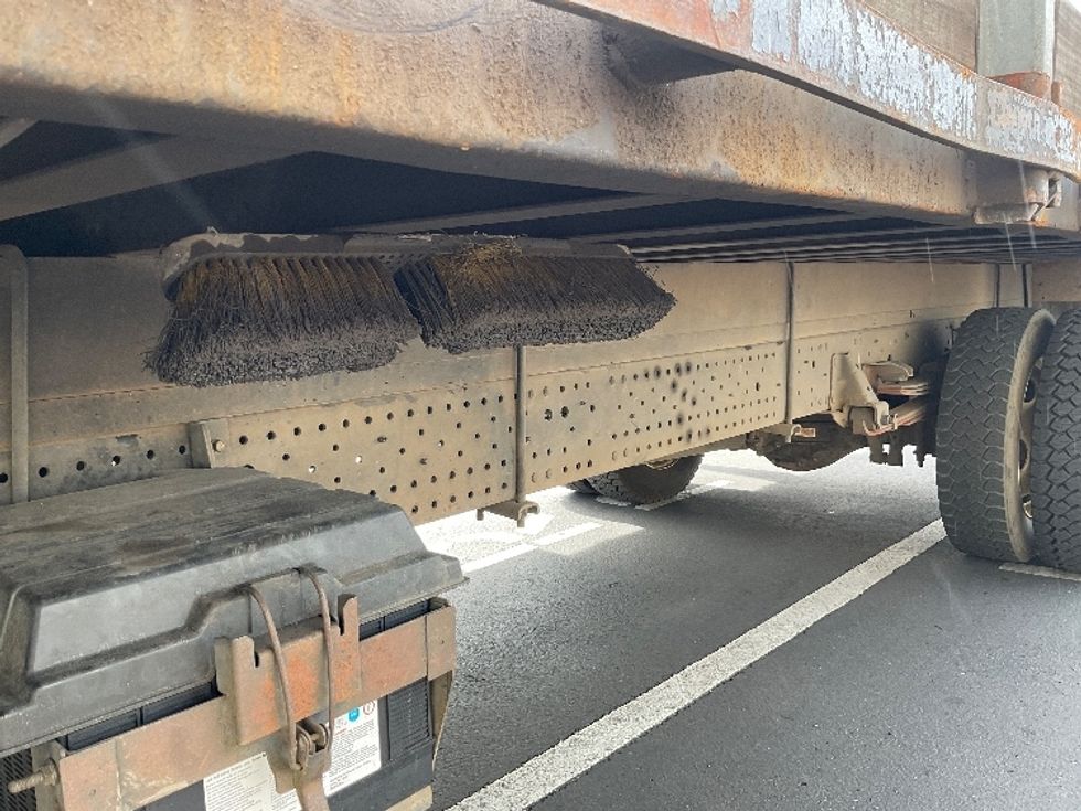 Flatbed Truck-Light and Medium Duty Trucks-Isuzu-2018-NQR-Torrance-CA-85,072\n\t\tmiles-$ 43,250 - Image 5