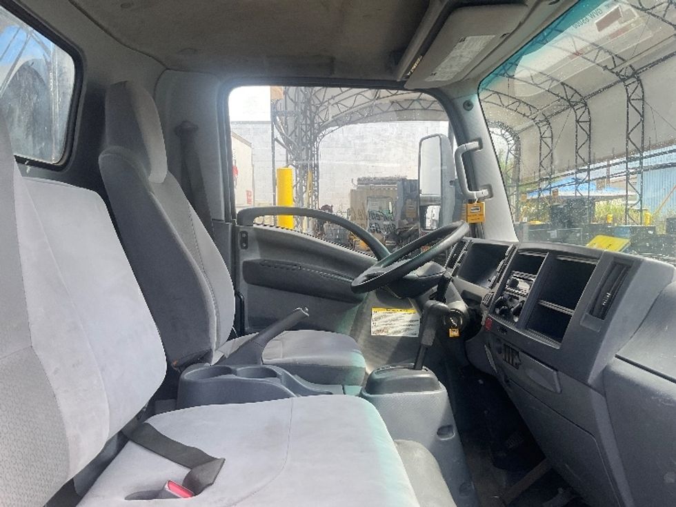 Flatbed Truck-Light and Medium Duty Trucks-Isuzu-2018-NQR-Torrance-CA-86,346\n\t\tmiles-$ 43,250 - Image 22