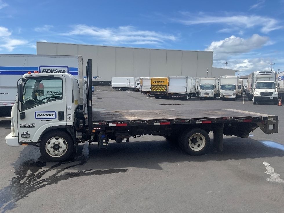 Flatbed Truck-Light and Medium Duty Trucks-Isuzu-2018-NQR-Torrance-CA-86,346\n\t\tmiles-$ 43,250 - Image 4