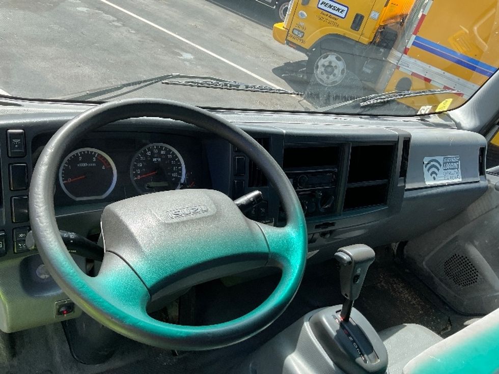 Flatbed Truck-Light and Medium Duty Trucks-Isuzu-2018-NQR-Torrance-CA-89,924\n\t\tmiles-$ 42,750 - Image 16
