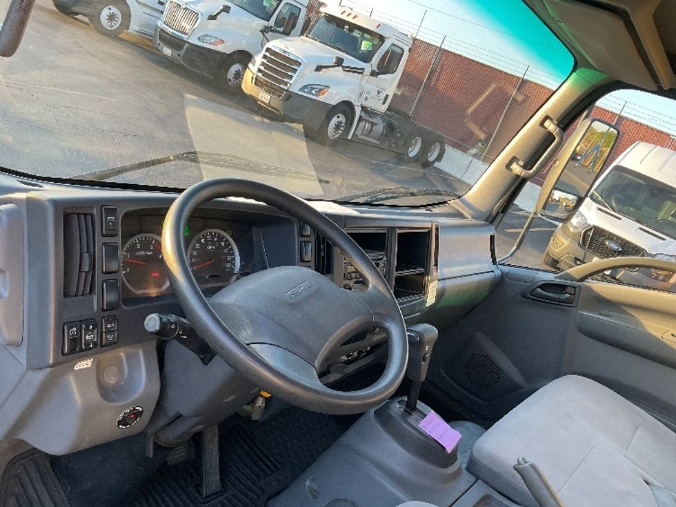Flatbed Truck-Light and Medium Duty Trucks-Isuzu-2019-NPR-Torrance-CA-101,806\n\t\tmiles-$ 42,500 - Image 17