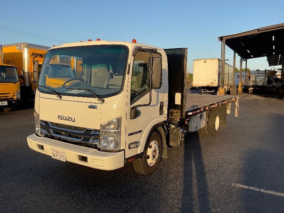 Flatbed Truck-Light and Medium Duty Trucks-Isuzu-2019-NPR-Torrance-CA-101,806\n\t\tmiles-$ 42,500 - Image 3