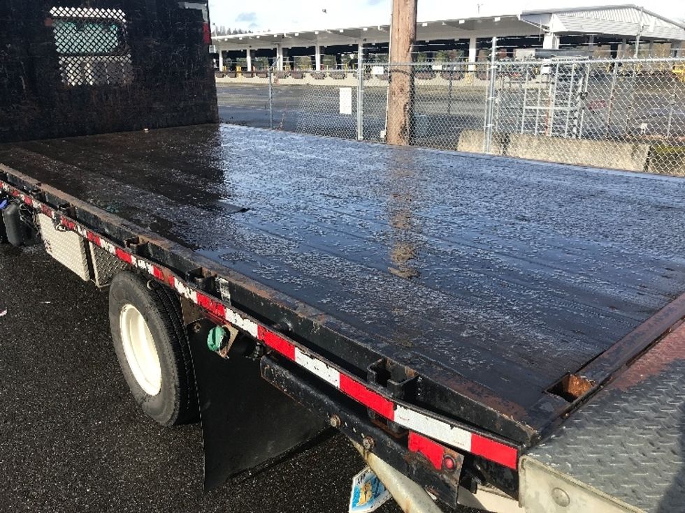 Flatbed Truck-Light and Medium Duty Trucks-Isuzu-2019-NPR-Tukwila-WA-88,888\n\t\tmiles-$ 46,000 - Image 12