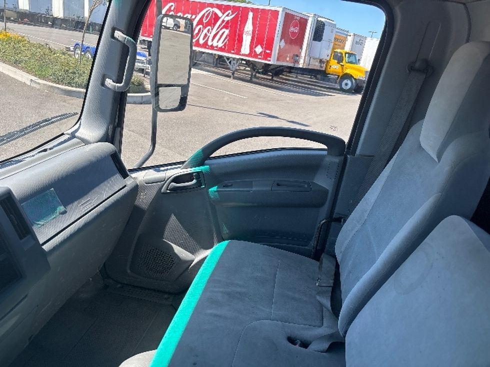 Flatbed Truck-Light and Medium Duty Trucks-Isuzu-2019-NPRXD-Everett-WA-125,684\n\t\tmiles-$ 42,000 - Image 16