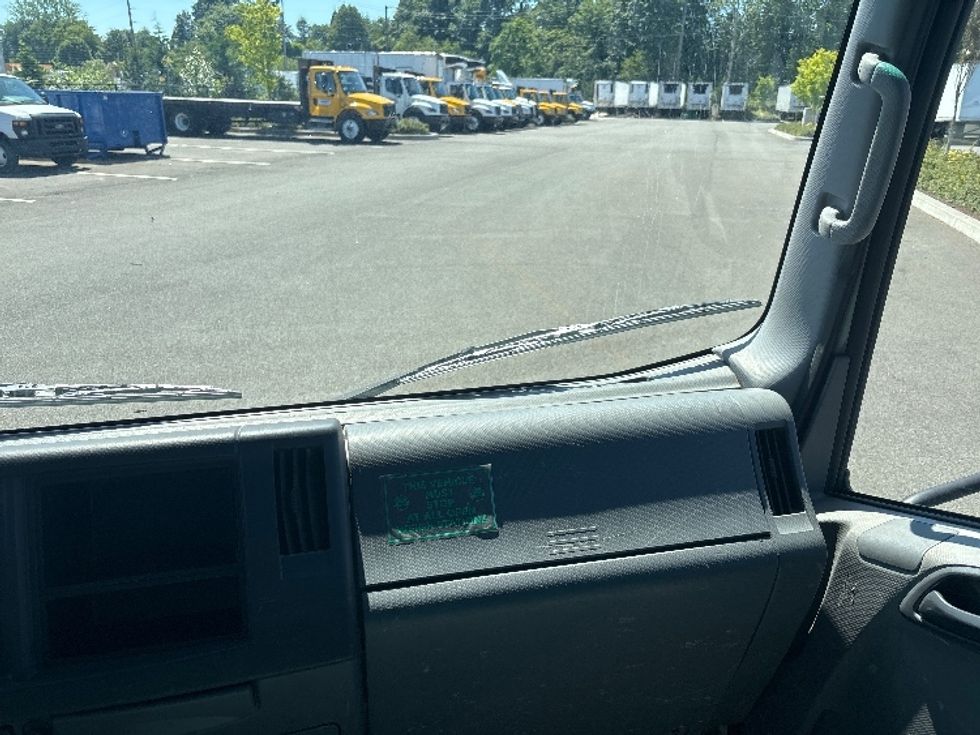 Flatbed Truck-Light and Medium Duty Trucks-Isuzu-2019-NPRXD-Everett-WA-125,684\n\t\tmiles-$ 42,000 - Image 18