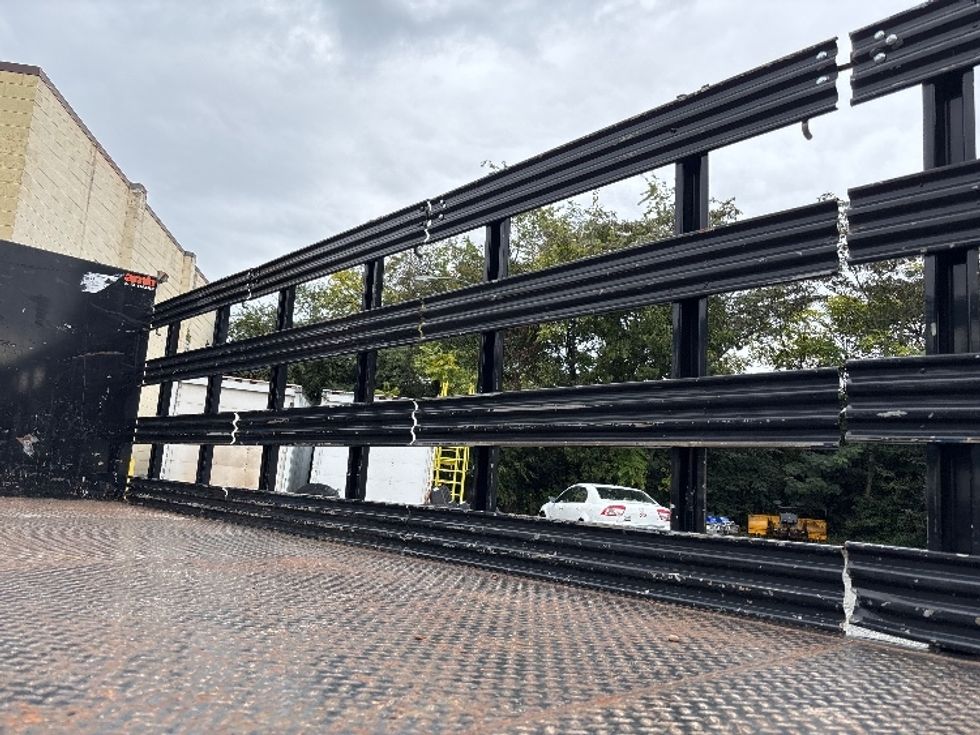 Flatbed Truck-Light and Medium Duty Trucks-Isuzu-2019-NQR-Charlottesville-VA-25,258\n\t\tmiles-$ 51,250 - Image 11
