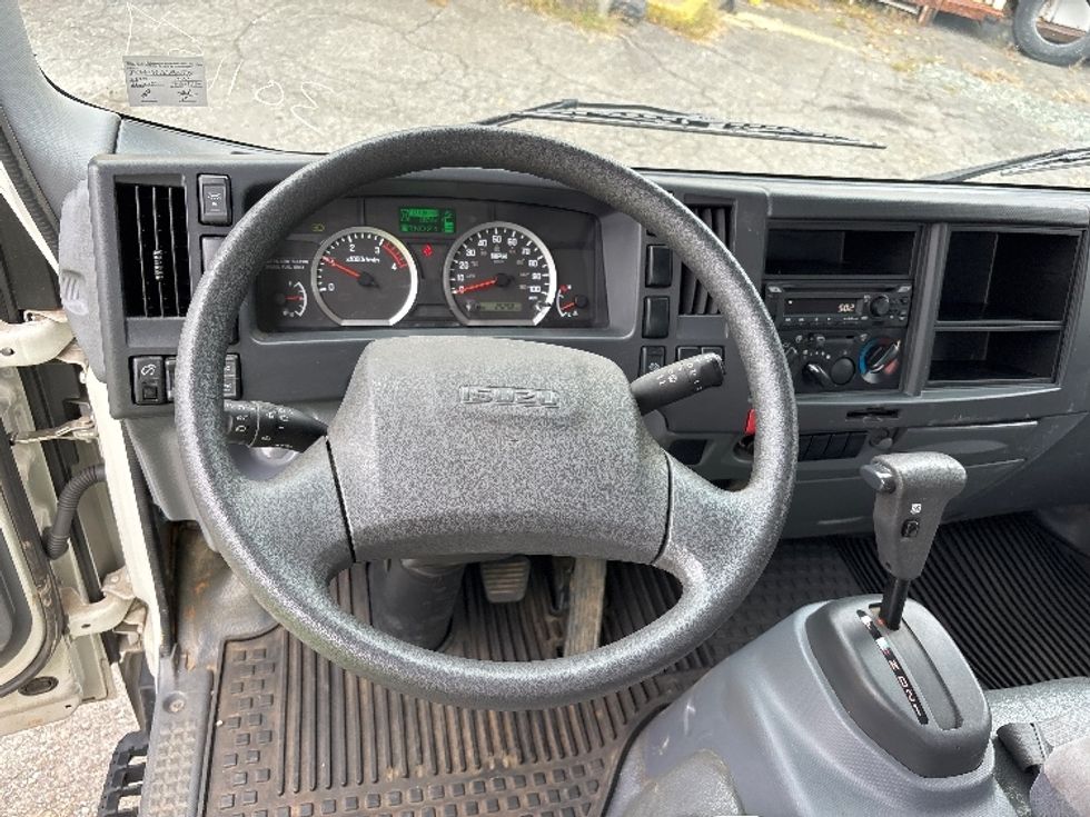 Flatbed Truck-Light and Medium Duty Trucks-Isuzu-2019-NQR-Charlottesville-VA-25,258\n\t\tmiles-$ 51,250 - Image 16