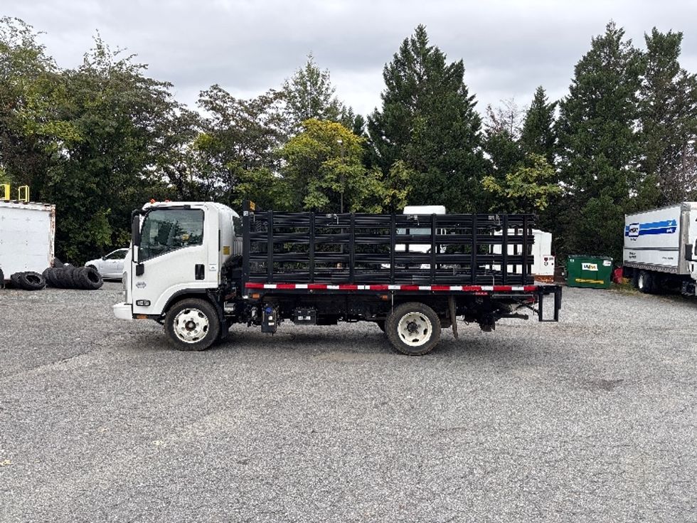 Flatbed Truck-Light and Medium Duty Trucks-Isuzu-2019-NQR-Charlottesville-VA-25,258\n\t\tmiles-$ 51,250 - Image 4
