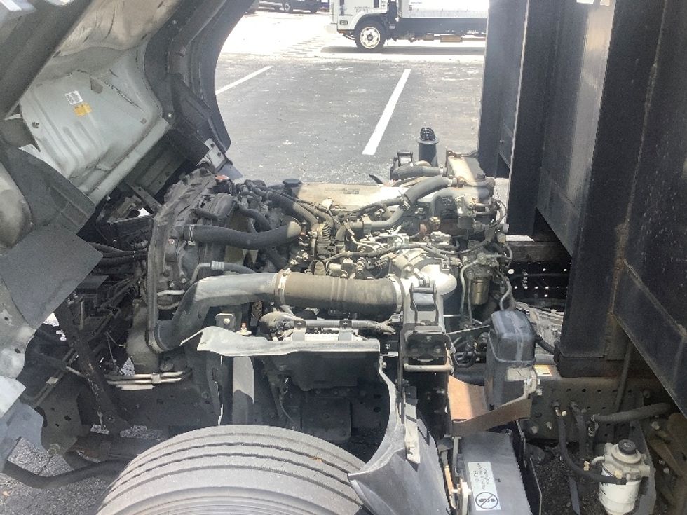 Flatbed Truck-Light and Medium Duty Trucks-Isuzu-2019-NQR-Jacksonville-FL-106,766\n\t\tmiles-$ 42,500 - Image 24