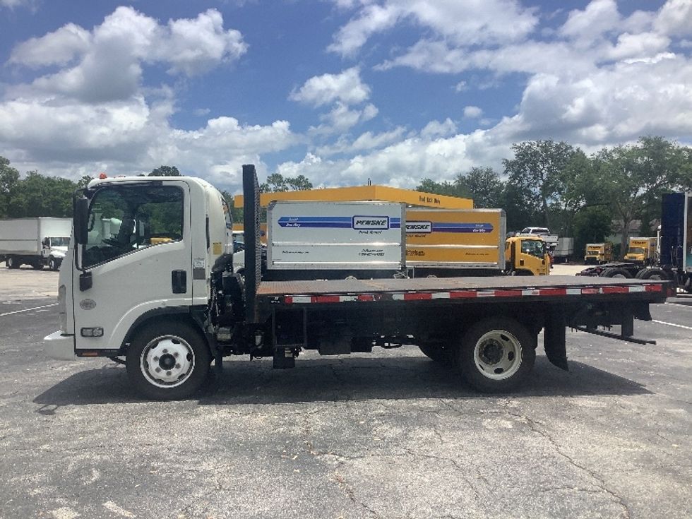 Flatbed Truck-Light and Medium Duty Trucks-Isuzu-2019-NQR-Jacksonville-FL-106,766\n\t\tmiles-$ 42,500 - Image 4