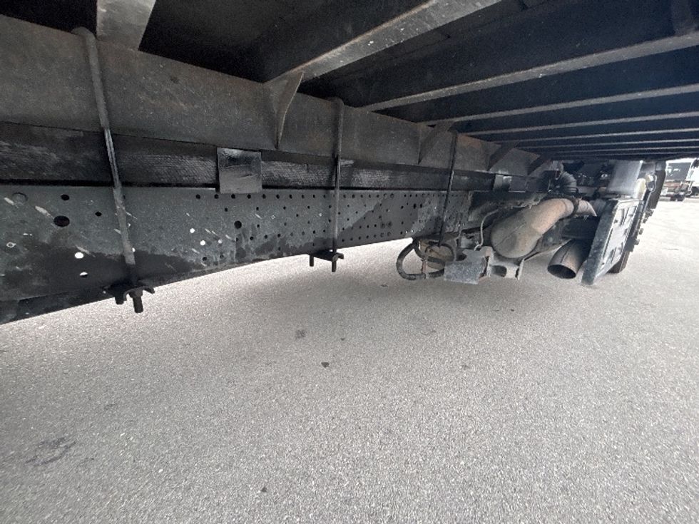 Flatbed Truck-Light and Medium Duty Trucks-Isuzu-2019-NQR-Medley-FL-152,913\n\t\tmiles-$ 37,250 - Image 11