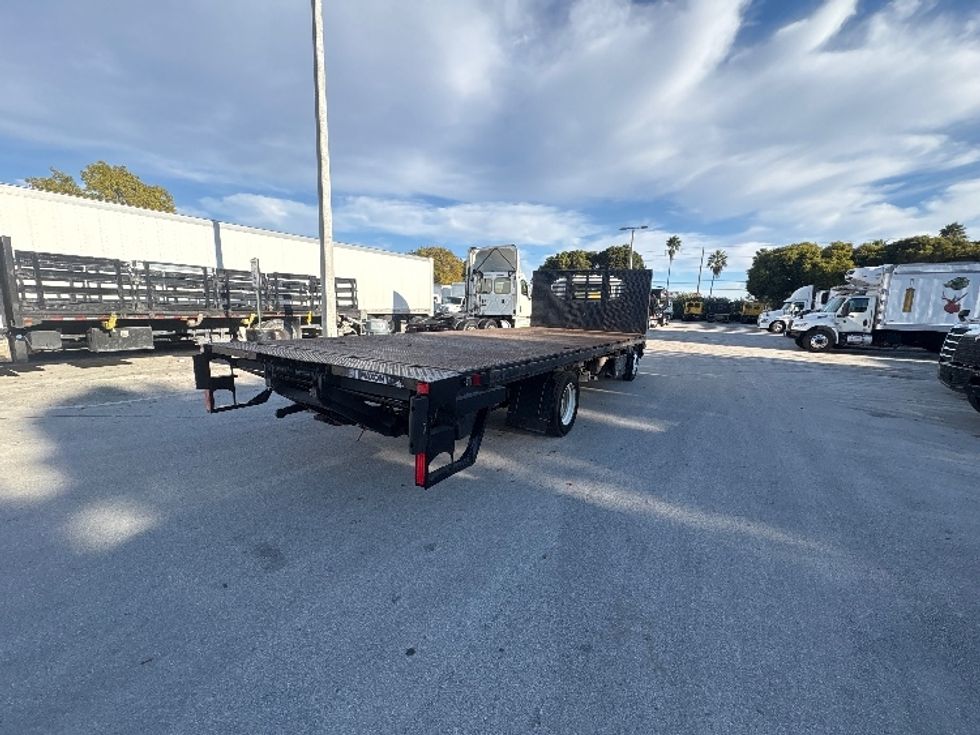 Flatbed Truck-Light and Medium Duty Trucks-Isuzu-2019-NQR-Medley-FL-152,913\n\t\tmiles-$ 37,250 - Image 22