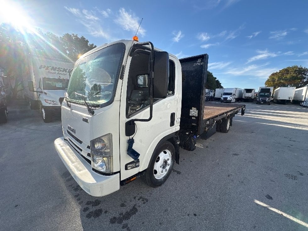 Flatbed Truck-Light and Medium Duty Trucks-Isuzu-2019-NQR-Medley-FL-152,913\n\t\tmiles-$ 37,250 - Image 3