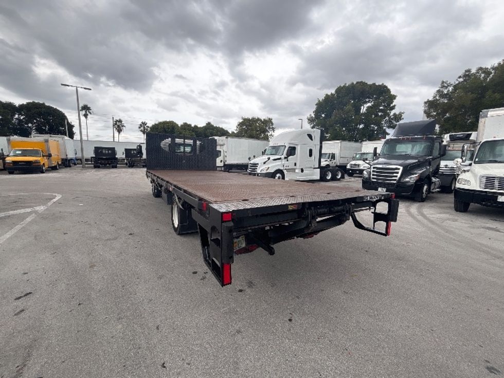 Flatbed Truck-Light and Medium Duty Trucks-Isuzu-2019-NQR-Medley-FL-152,913\n\t\tmiles-$ 37,250 - Image 6