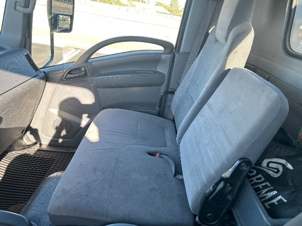 Flatbed Truck-Light and Medium Duty Trucks-Isuzu-2019-NQR-Phoenix-AZ-142,082\n\t\tmiles-$ 41,750 - Image 17