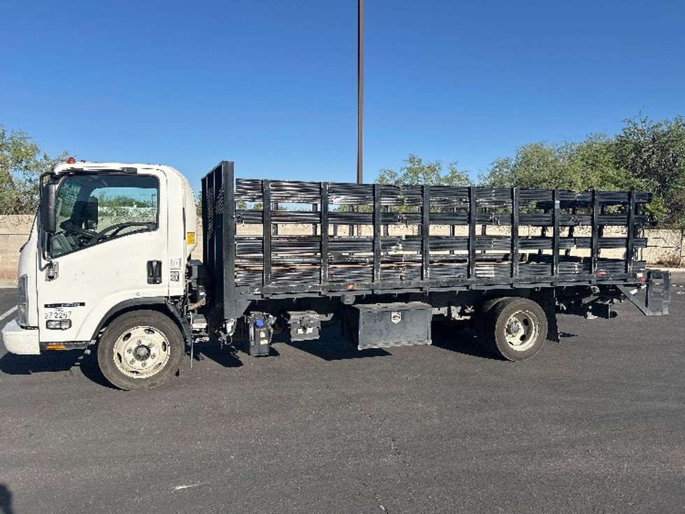 Flatbed Truck-Light and Medium Duty Trucks-Isuzu-2019-NQR-Phoenix-AZ-142,082\n\t\tmiles-$ 41,750 - Image 4