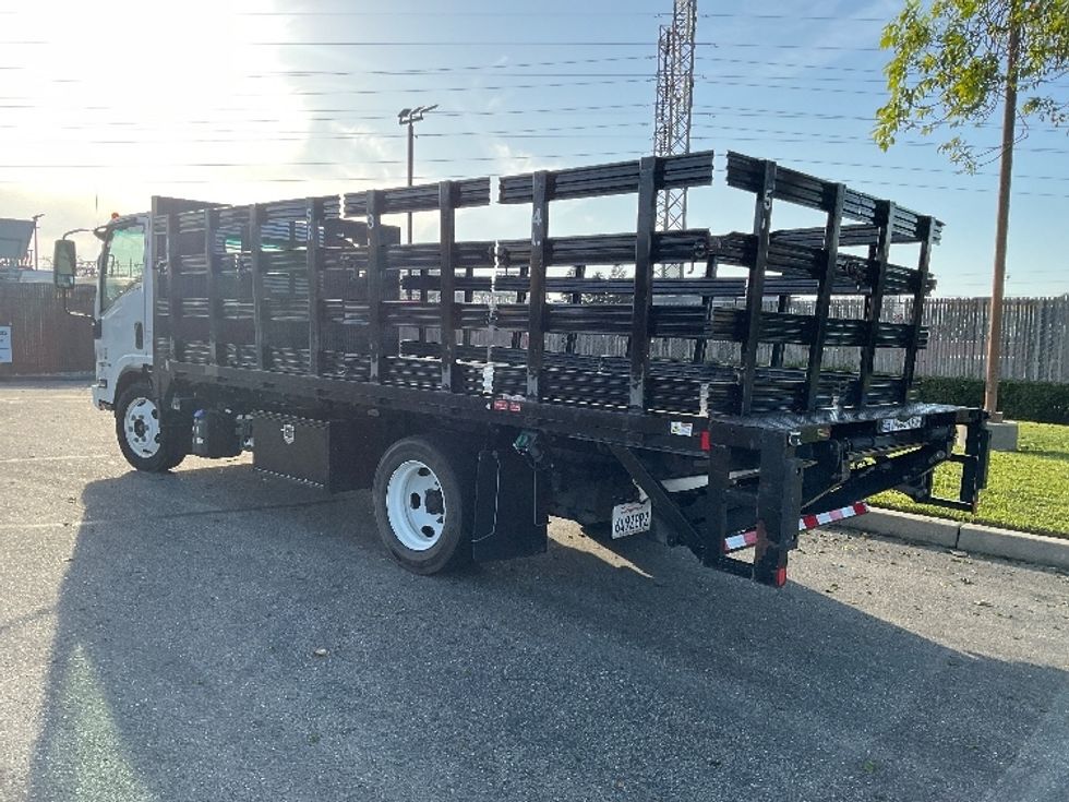 Flatbed Truck-Light and Medium Duty Trucks-Isuzu-2019-NQR-West Sacramento-CA-74,569\n\t\tmiles-$ 46,750 - Image 6