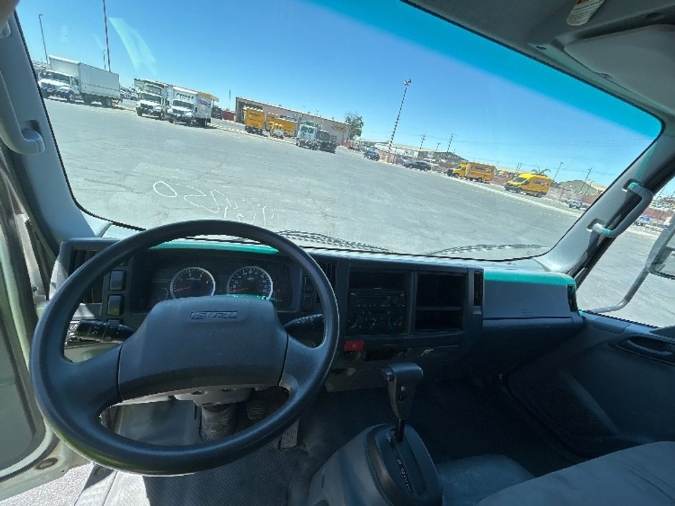 Flatbed Truck-Light and Medium Duty Trucks-Isuzu-2019-NRR-Fresno-CA-111,304\n\t\tmiles-$ 45,000 - Image 14