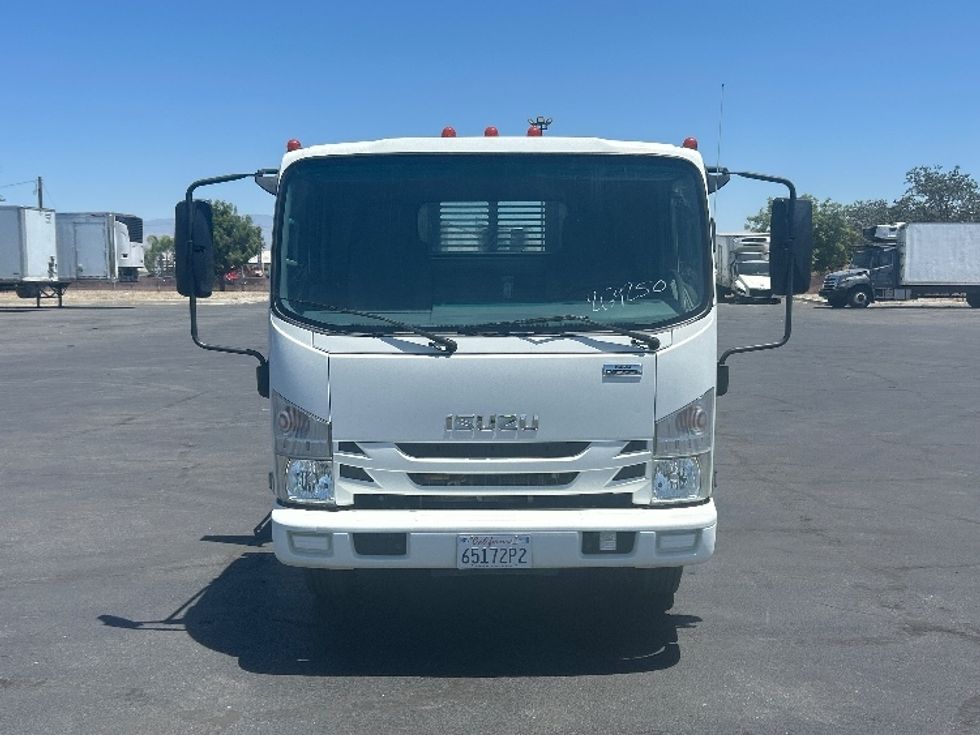 Flatbed Truck-Light and Medium Duty Trucks-Isuzu-2019-NRR-Fresno-CA-111,304\n\t\tmiles-$ 45,000 - Image 2