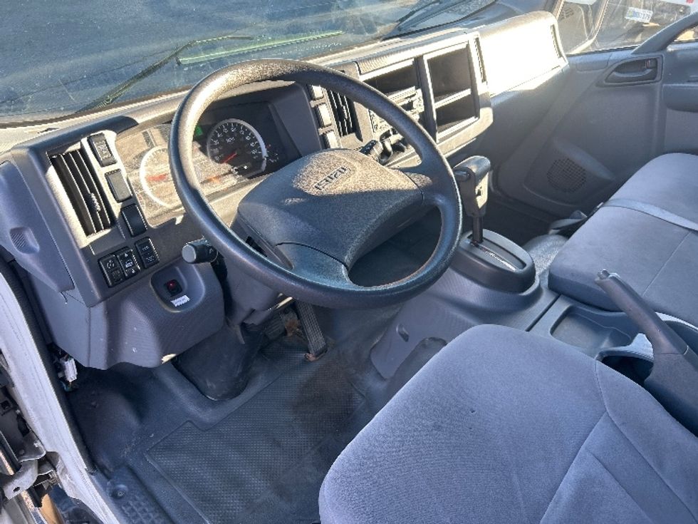 Flatbed Truck-Light and Medium Duty Trucks-Isuzu-2019-NRR-Greeley-CO-86,593\n\t\tmiles-$ 46,500 - Image 17