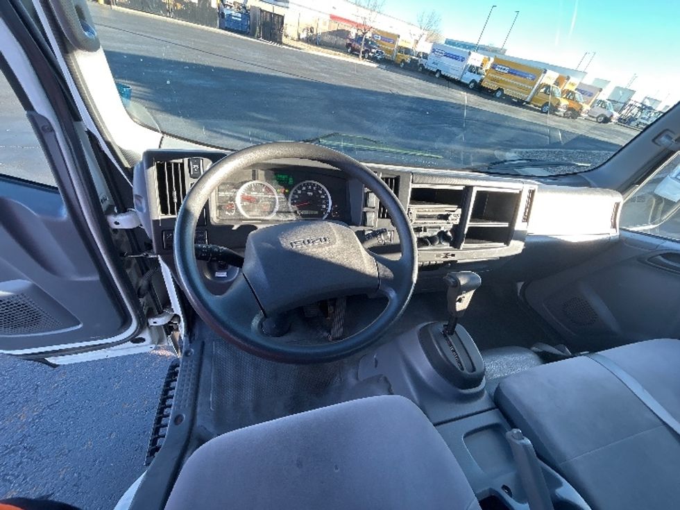 Flatbed Truck-Light and Medium Duty Trucks-Isuzu-2019-NRR-Greeley-CO-86,593\n\t\tmiles-$ 46,500 - Image 18