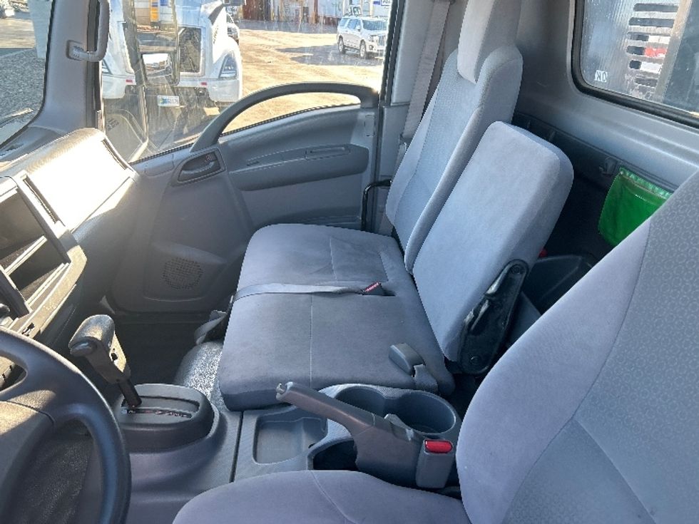 Flatbed Truck-Light and Medium Duty Trucks-Isuzu-2019-NRR-Greeley-CO-86,593\n\t\tmiles-$ 46,500 - Image 19