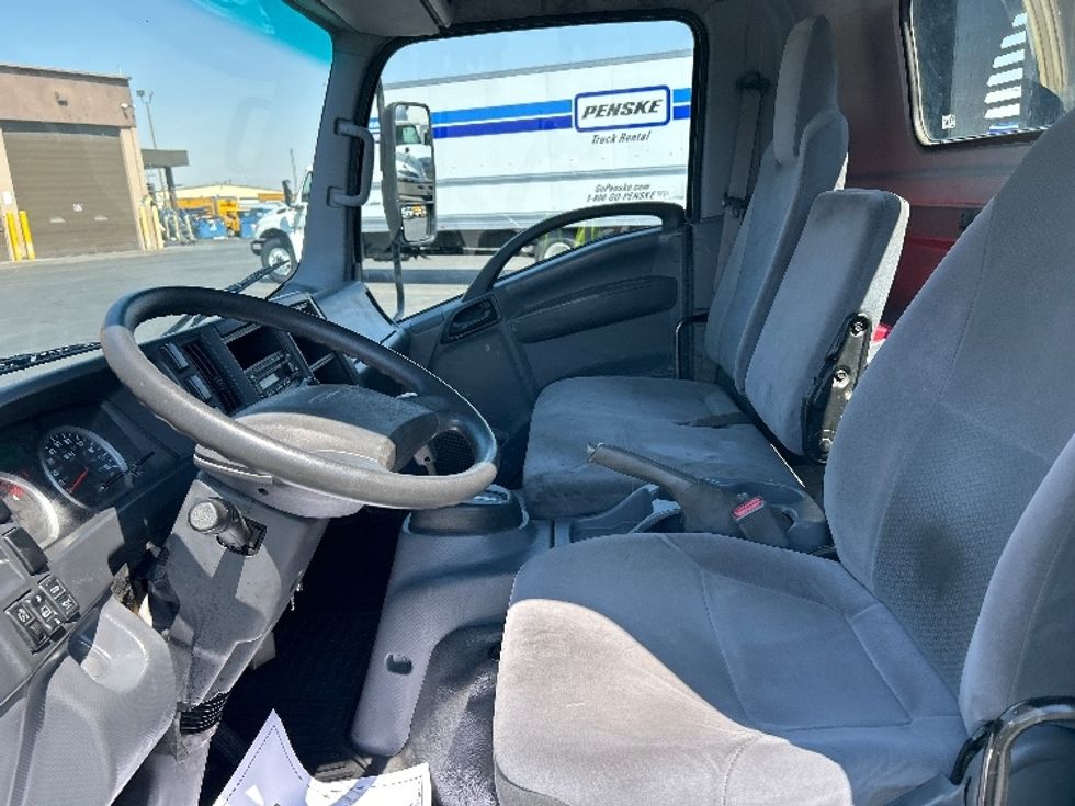 Flatbed Truck-Light and Medium Duty Trucks-Isuzu-2019-NRR-Las Vegas-NV-77,556\n\t\tmiles-$ 46,000 - Image 15