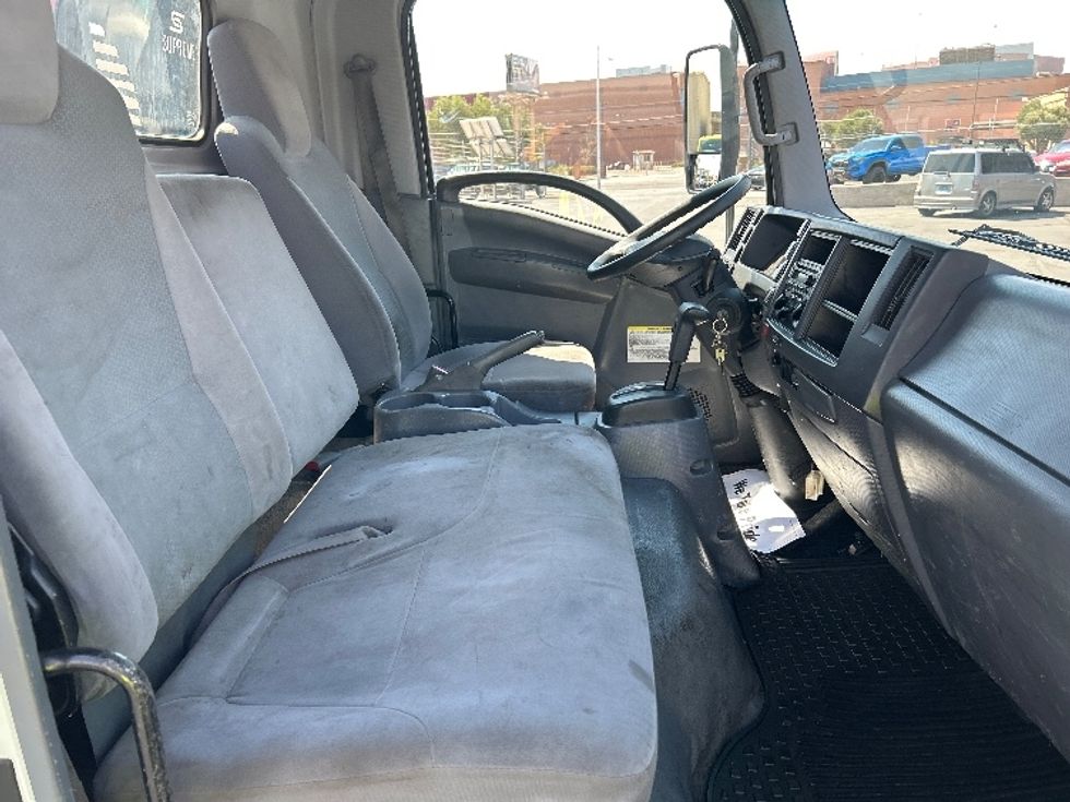 Flatbed Truck-Light and Medium Duty Trucks-Isuzu-2019-NRR-Las Vegas-NV-77,556\n\t\tmiles-$ 46,000 - Image 18