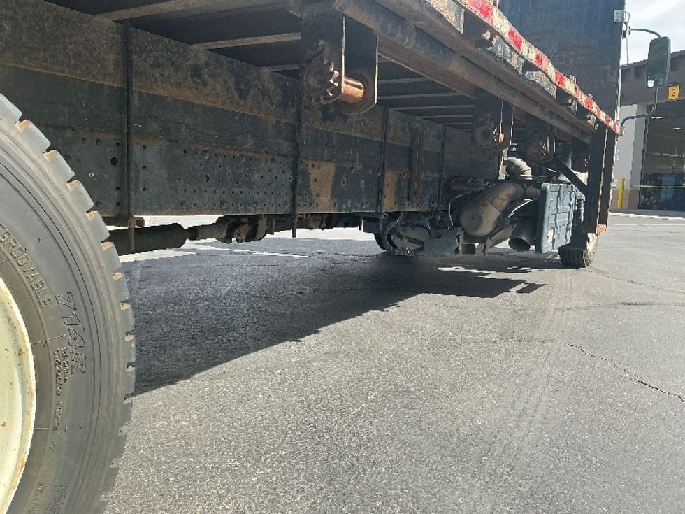 Flatbed Truck-Light and Medium Duty Trucks-Isuzu-2019-NRR-Ogden-UT-113,148\n\t\tmiles-$ 43,750 - Image 11