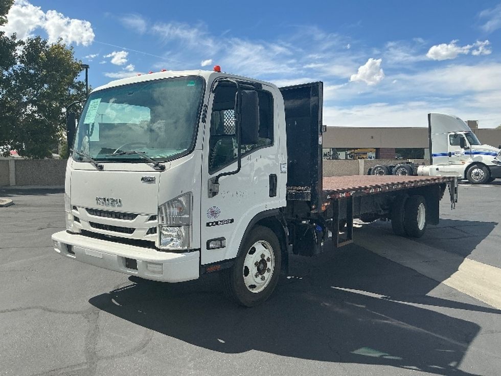 Flatbed Truck-Light and Medium Duty Trucks-Isuzu-2019-NRR-Ogden-UT-113,148\n\t\tmiles-$ 43,750 - Image 3