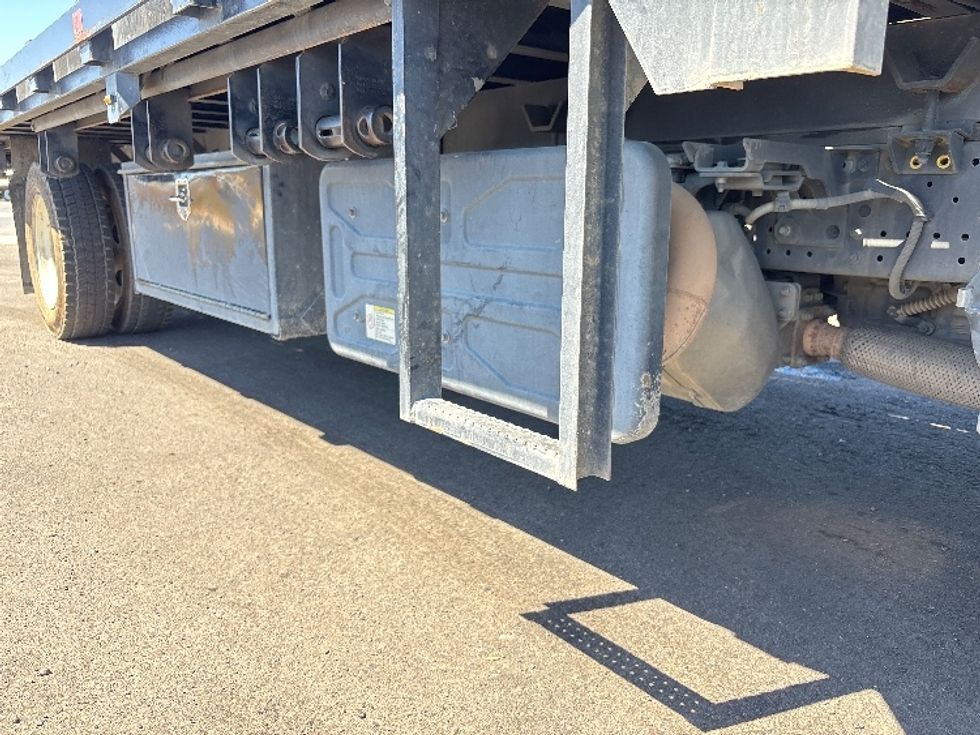 Flatbed Truck-Light and Medium Duty Trucks-Isuzu-2019-NRR-Stockton-CA-138,024\n\t\tmiles-$ 40,000 - Image 10