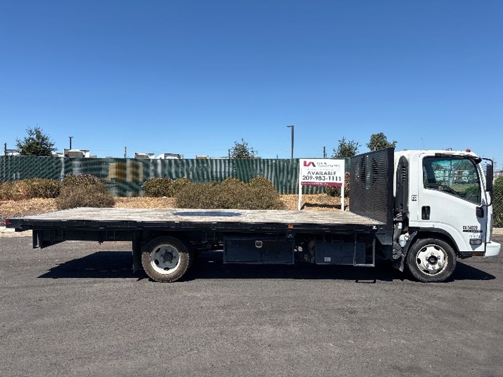 Flatbed Truck-Light and Medium Duty Trucks-Isuzu-2019-NRR-Stockton-CA-138,024\n\t\tmiles-$ 40,000 - Image 11