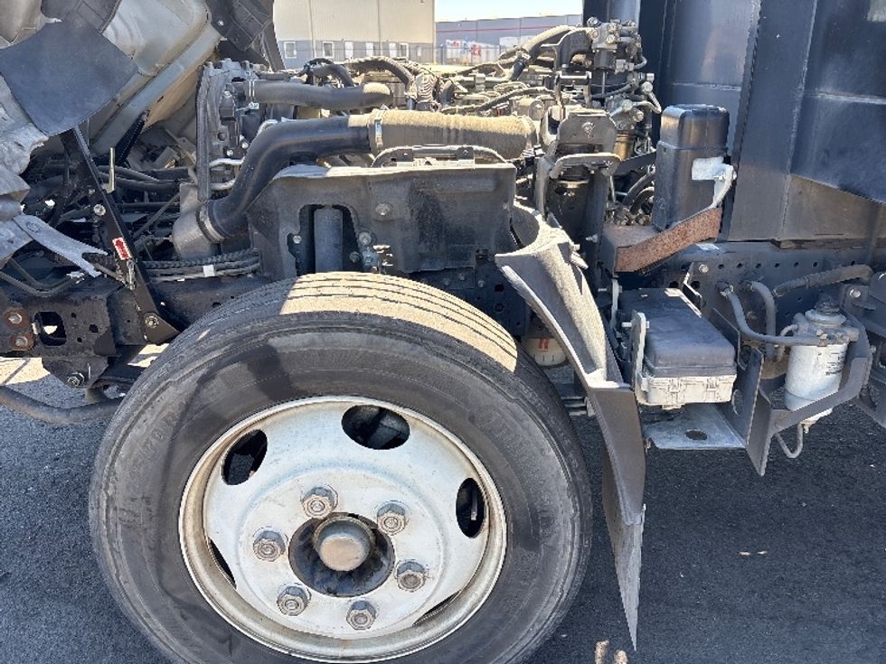 Flatbed Truck-Light and Medium Duty Trucks-Isuzu-2019-NRR-Stockton-CA-138,024\n\t\tmiles-$ 40,000 - Image 20