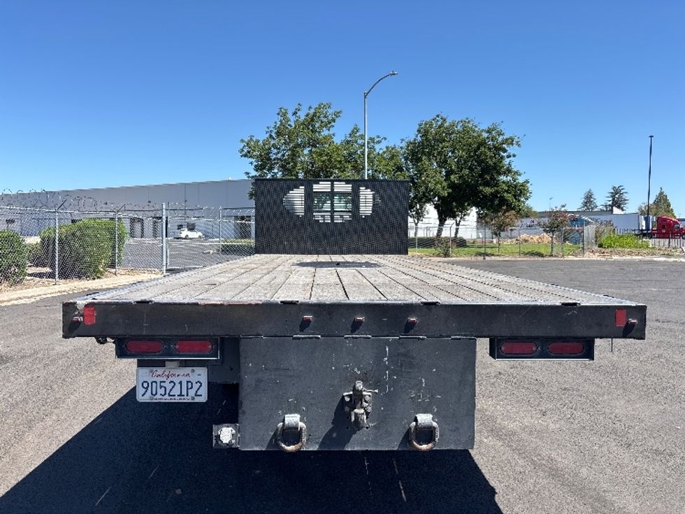 Flatbed Truck-Light and Medium Duty Trucks-Isuzu-2019-NRR-Stockton-CA-138,024\n\t\tmiles-$ 40,000 - Image 7