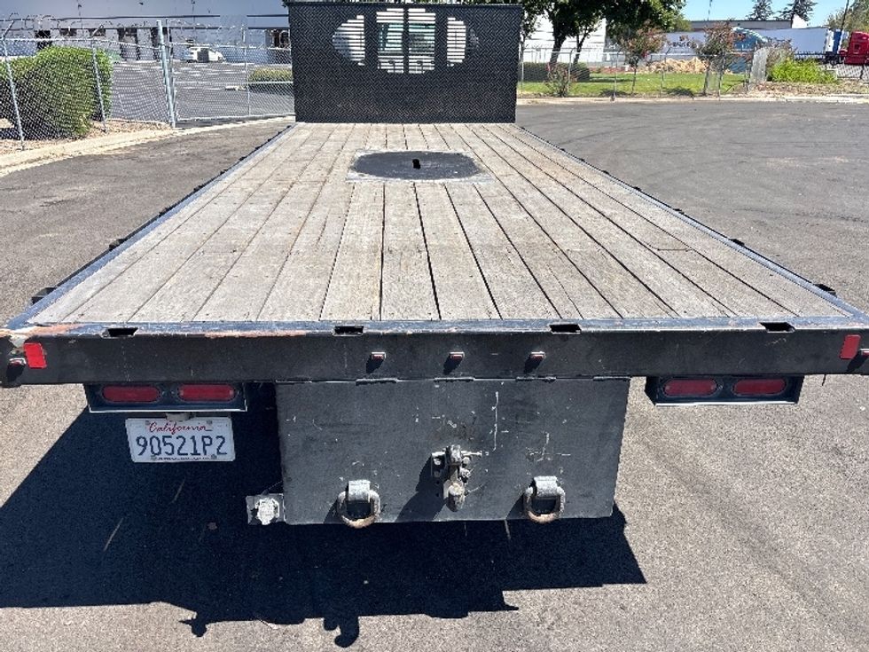 Flatbed Truck-Light and Medium Duty Trucks-Isuzu-2019-NRR-Stockton-CA-138,024\n\t\tmiles-$ 40,000 - Image 8