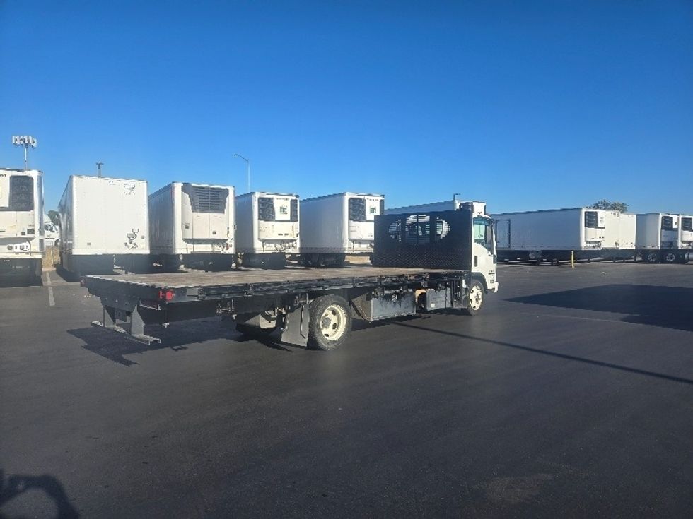 Flatbed Truck-Light and Medium Duty Trucks-Isuzu-2019-NRR-West Sacramento-CA-188,402\n\t\tmiles-$ 33,000 - Image 12