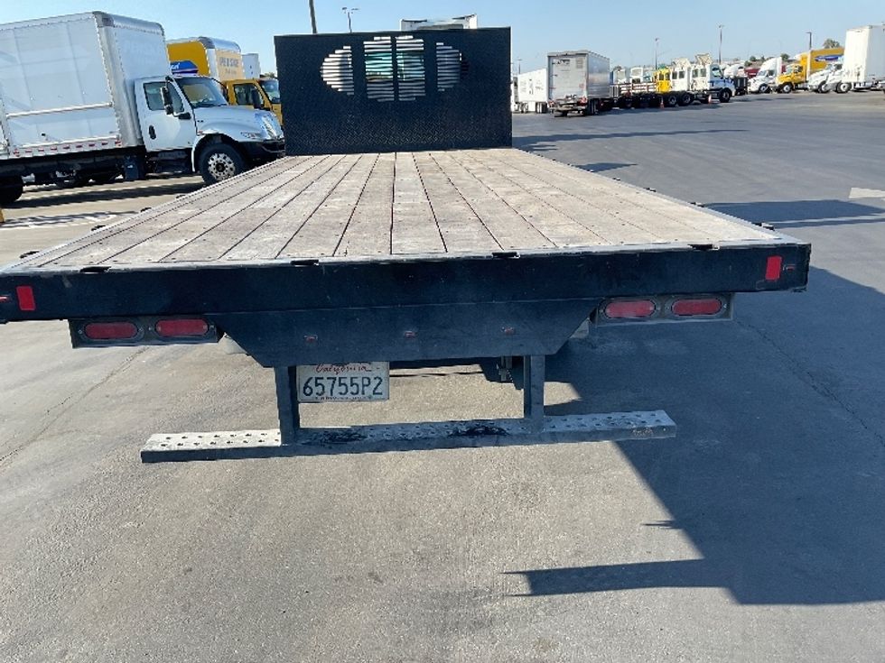 Flatbed Truck-Light and Medium Duty Trucks-Isuzu-2019-NRR-West Sacramento-CA-188,402\n\t\tmiles-$ 33,000 - Image 8