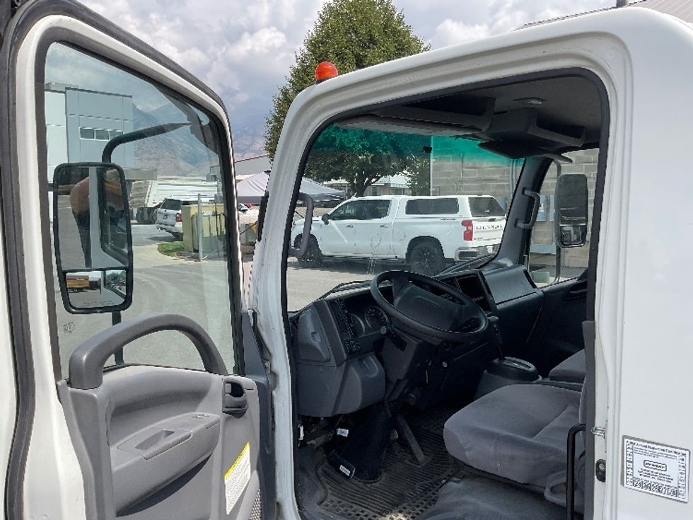 Flatbed Truck-Light and Medium Duty Trucks-Isuzu-2019-NRR-West Valley City-UT-117,331\n\t\tmiles-$ 43,500 - Image 13