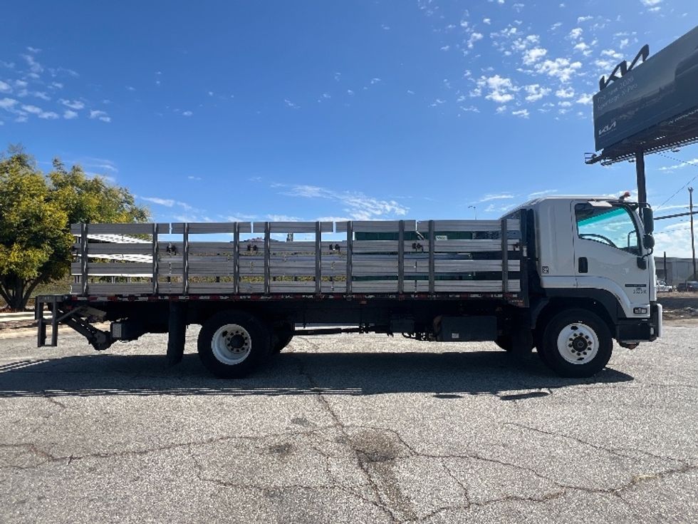 Flatbed Truck-Light and Medium Duty Trucks-Isuzu-2020-FTR-Torrance-CA-147,729\n\t\tmiles-$ 53,000 - Image 15