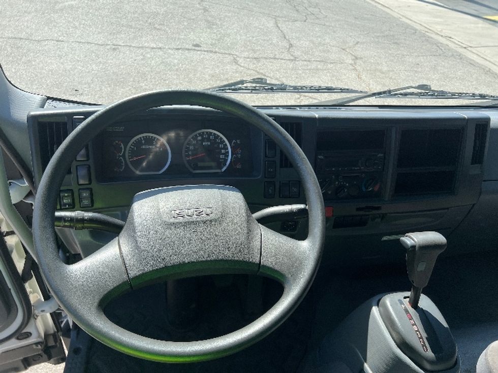 Flatbed Truck-Light and Medium Duty Trucks-Isuzu-2020-FTR-Torrance-CA-147,729\n\t\tmiles-$ 53,000 - Image 18